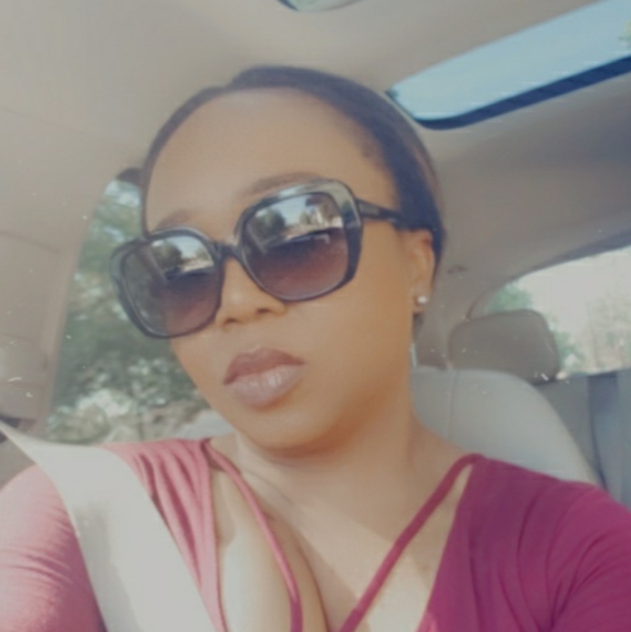 Meet your Posher, Tamika - Picture 2 of 2